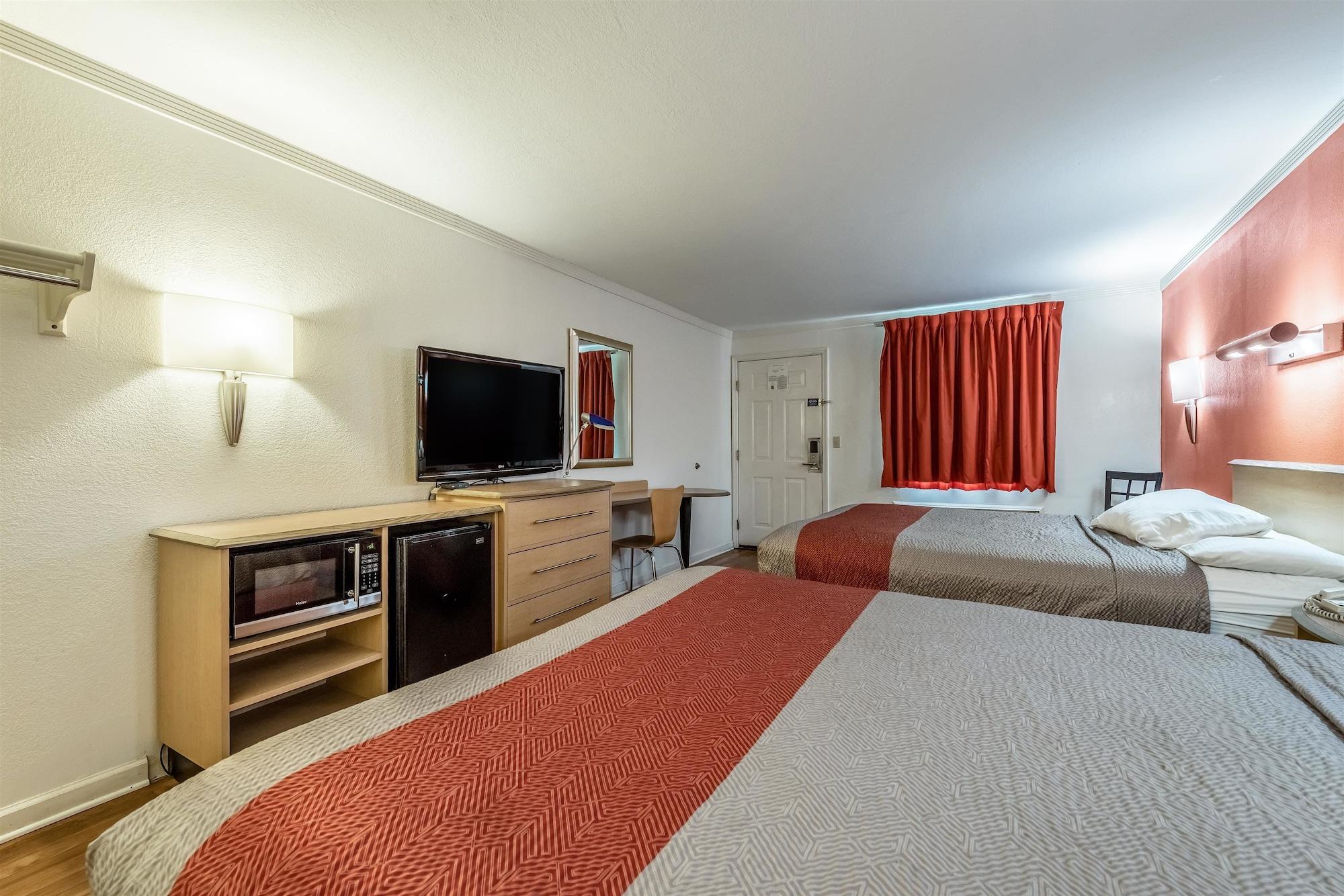 Motel 6-Gatlinburg, Tn - Smoky Mountains מראה חיצוני תמונה